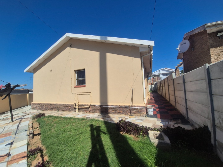 3 Bedroom Property for Sale in Kwamagxaki Eastern Cape